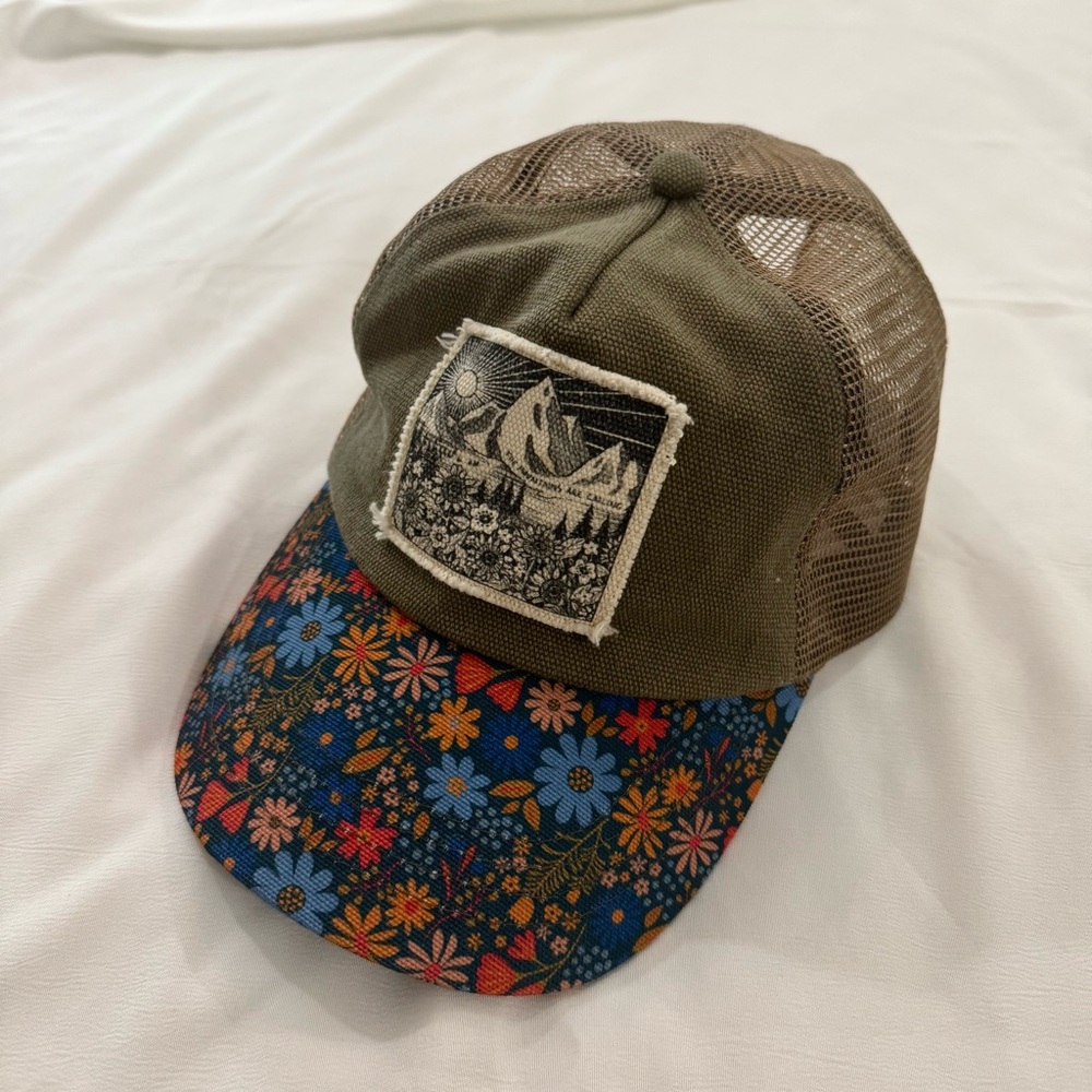 NATURAL LIFE Canvas Trucker Hat, Olive Green w/ Floral Bill, Adjustable Strap - Picture 2 of 6